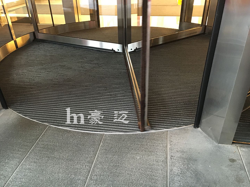 北京国贸大厦门口铝合金除尘防滑地垫